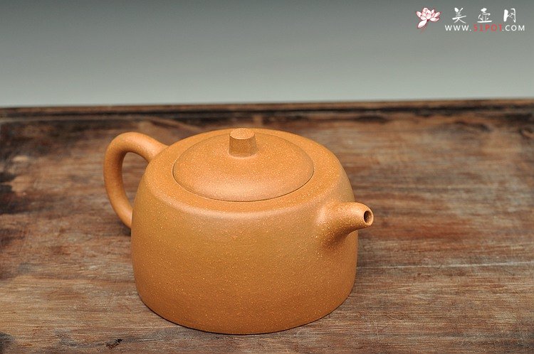 紫砂壶图片：曼生十八式之全手井栏 摹古之作 古朴典雅 - 宜兴紫砂壶网