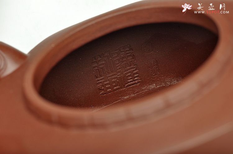 紫砂壶图片：陈进最新力作 大气厚重 全手中华情 送礼精品 - 宜兴紫砂壶网