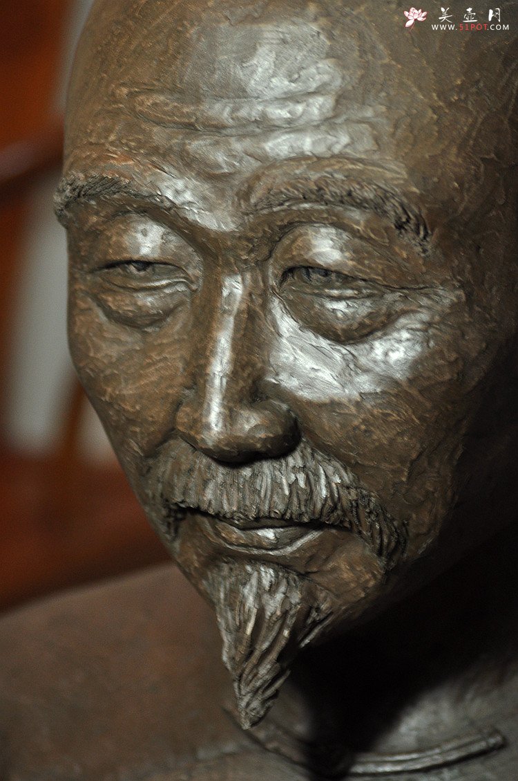 紫砂壶图片：陈建平、王健鼎立指点 陆华制作 陈曼生造像 经典之作 - 宜兴紫砂壶网