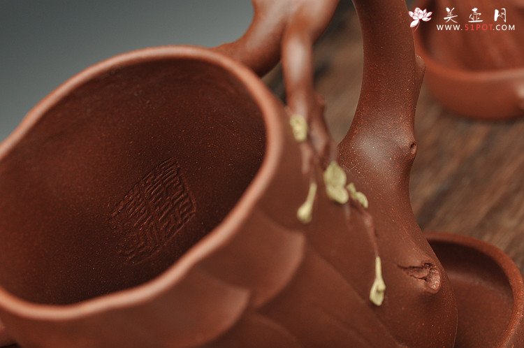 紫砂壶图片：三色演绎  全手三友祝福套壶 终极版 花货实力派 臻品之藏 - 宜兴紫砂壶网