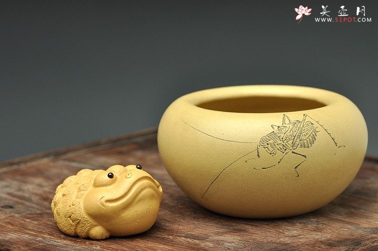 紫砂壶图片：天水牛 知了 蟋蟀 生动形象 文玩杂项 手工精品薄胎一捺底笔洗 - 宜兴紫砂壶网
