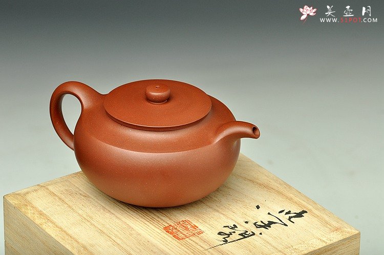 紫砂壶图片：于洪霞全手工精心力作  挚 追求紫砂挚美 饱满蓄势 寿珍韵 - 宜兴紫砂壶网