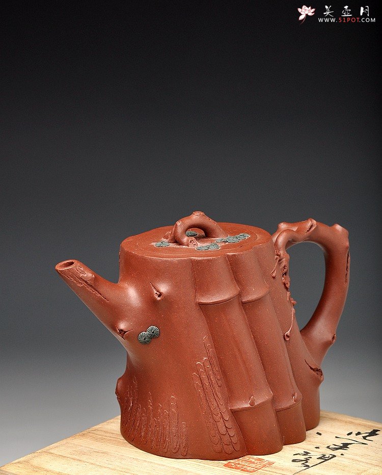 紫砂壶图片：单志萍2013全手工大赛同款作品 舞动之魅 全手三友祝福 - 宜兴紫砂壶网