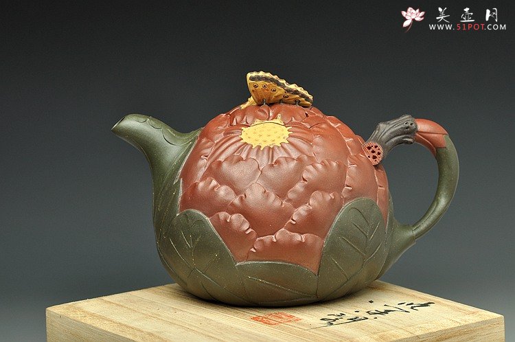 紫砂壶图片：国色天香之牡丹壶 蒋蓉经典款型 - 宜兴紫砂壶网