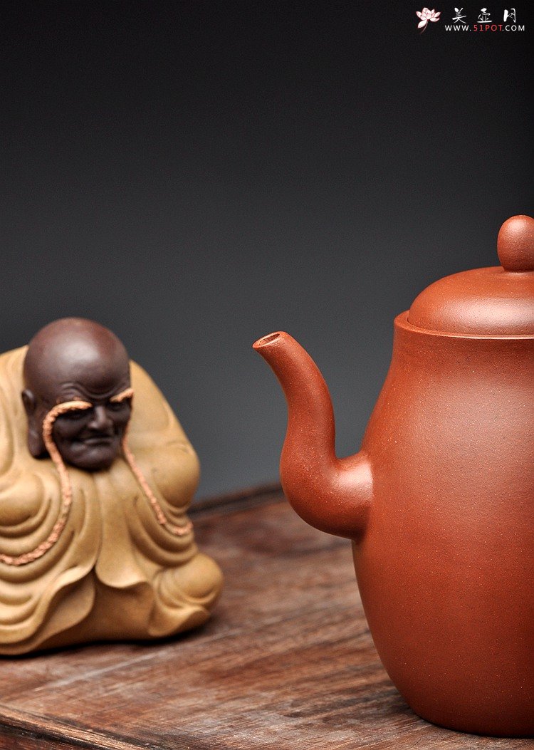 紫砂壶图片：敦厚古风 潘小东全手新作 君冠 耐品实用 - 宜兴紫砂壶网