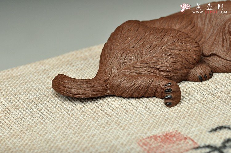 紫砂壶图片：精致版拉毛小狗 紫泥青灰泥一对 茶盘守护者o(∩_∩)o  - 宜兴紫砂壶网