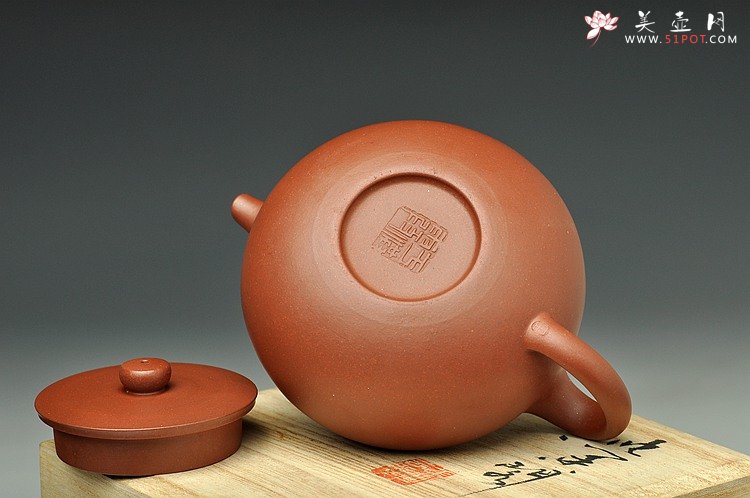 紫砂壶图片：于洪霞全手工精心力作  挚 追求紫砂挚美 饱满蓄势 寿珍韵 - 宜兴紫砂壶网