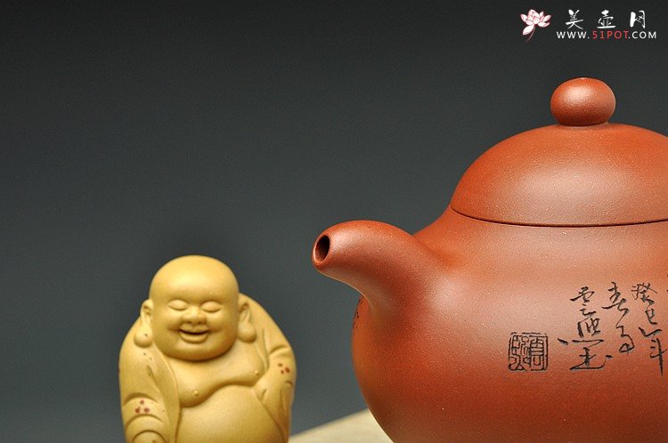 紫砂壶图片：张云熙癸巳年精品之作 大品乳鸥 厚重大气  - 宜兴紫砂壶网