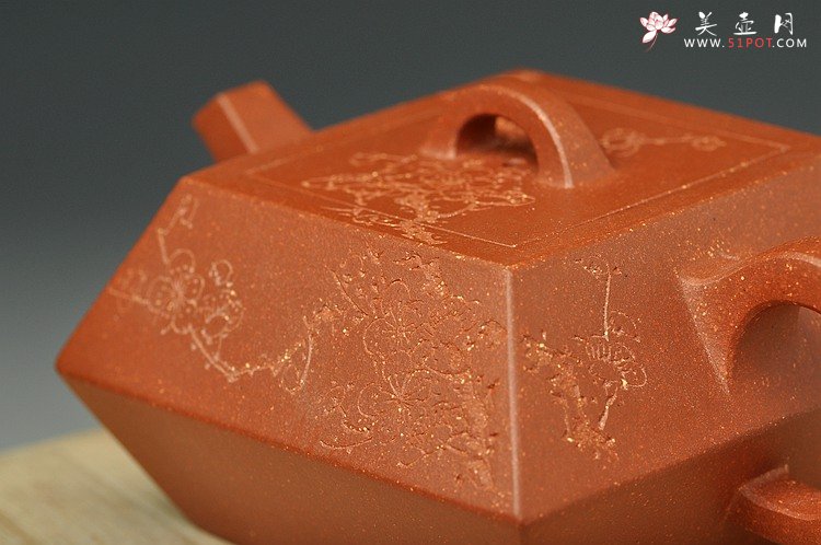 紫砂壶图片：陆逸舟 装饰 铁梅 全手新品 四方合斗 古韵悠悠 - 宜兴紫砂壶网