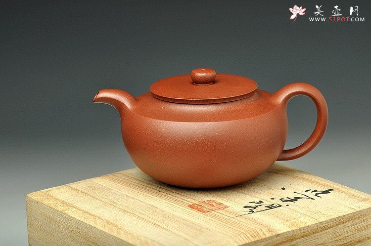 紫砂壶图片：于洪霞全手工精心力作  挚 追求紫砂挚美 饱满蓄势 寿珍韵 - 宜兴紫砂壶网