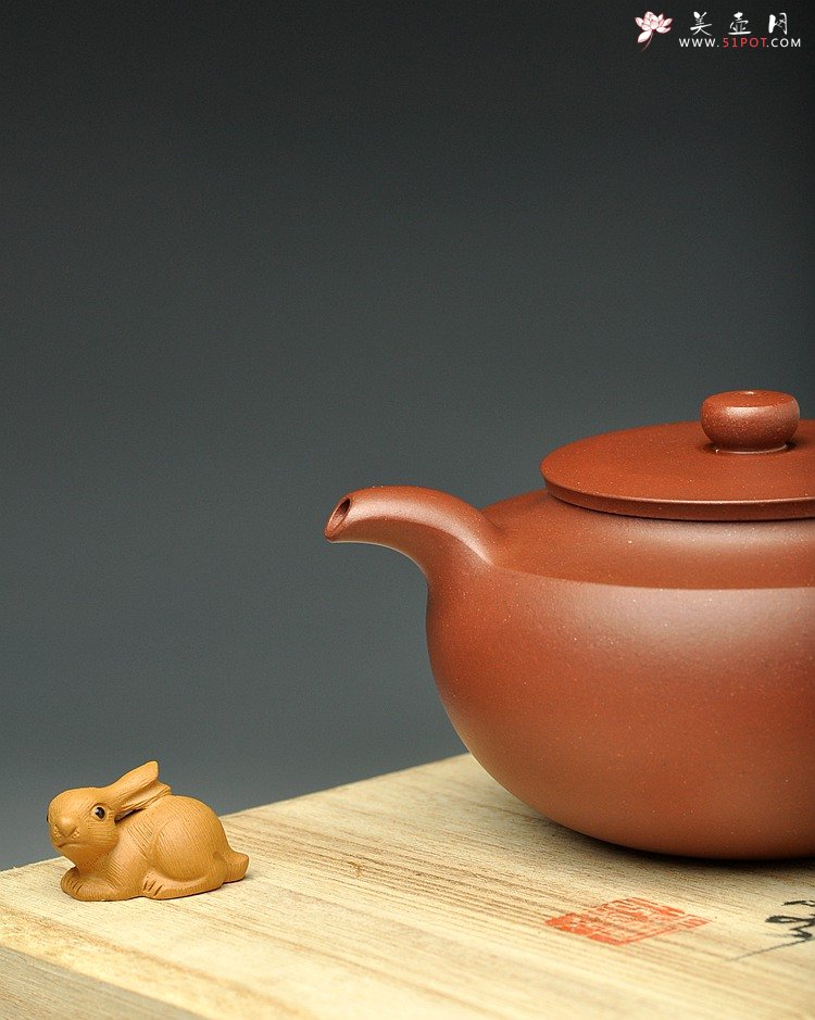 紫砂壶图片：于洪霞全手工精心力作  挚 追求紫砂挚美 饱满蓄势 寿珍韵 - 宜兴紫砂壶网