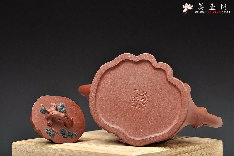 紫砂壶图片：单志萍2013全手工大赛同款作品 舞动之魅 全手三友祝福 - 宜兴紫砂壶网