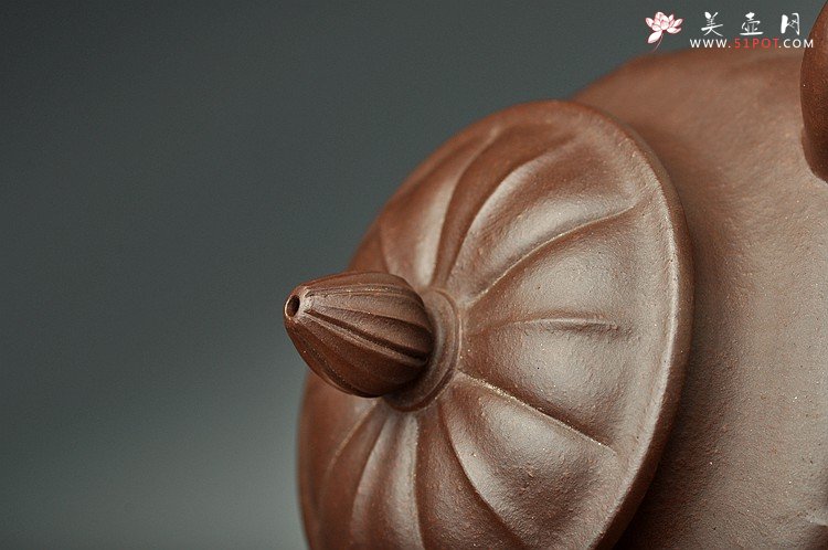 紫砂壶图片：挺拔俊秀 做工精致  全手筋囊佳器 金瓜 - 宜兴紫砂壶网