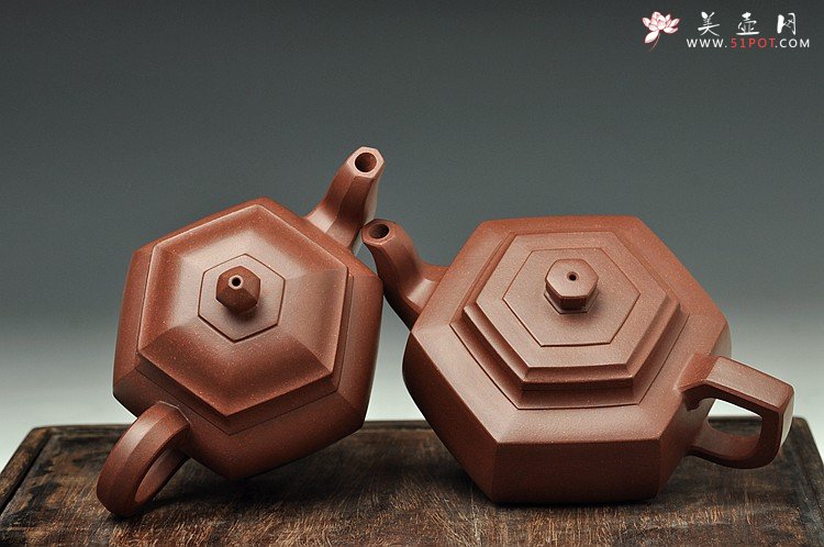 紫砂壶图片：何卫枫近作 全手工 六方对壶 - 宜兴紫砂壶网