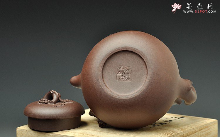 紫砂壶图片： 丰收提梁 - 宜兴紫砂壶网