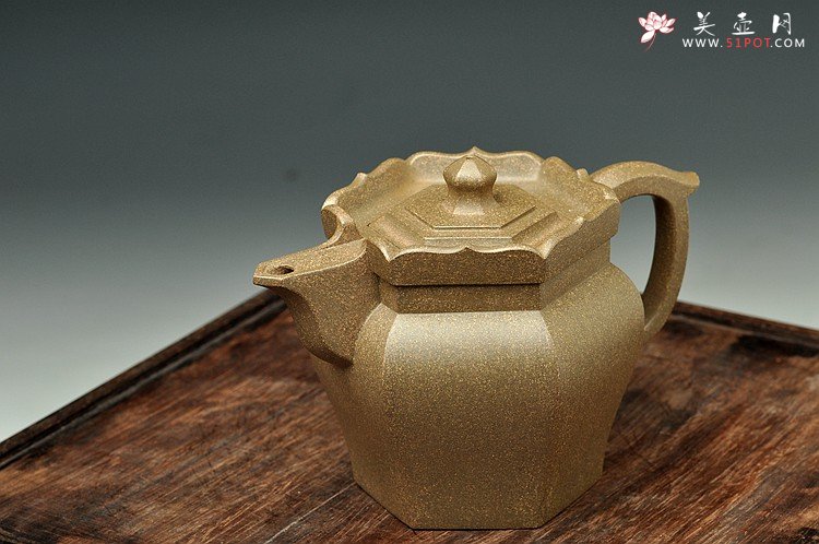 紫砂壶图片：庄严肃穆砂中佛 青灰段砂 老味具显 大僧帽 - 宜兴紫砂壶网