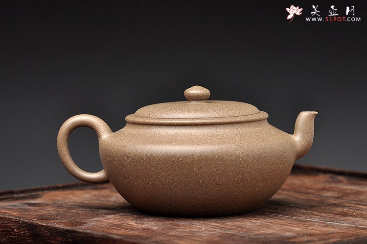 紫砂壶图片：光素佳作 线条流畅 优雅耐品  全手澄心 小清新~ - 宜兴紫砂壶网