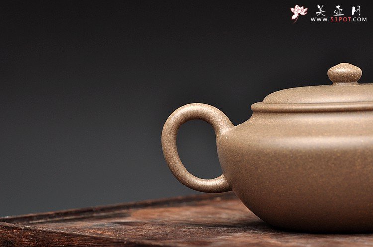 紫砂壶图片：光素佳作 线条流畅 优雅耐品  全手澄心 小清新~ - 宜兴紫砂壶网