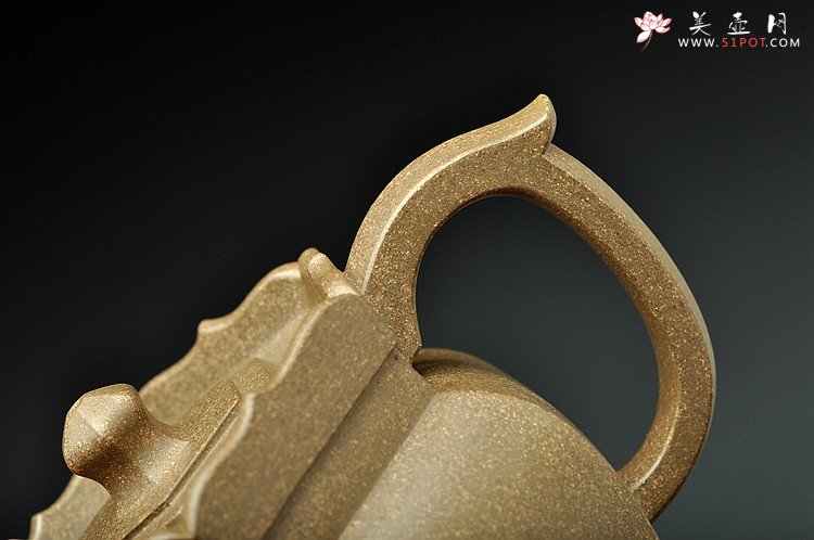 紫砂壶图片：庄严肃穆砂中佛 青灰段砂 老味具显 大僧帽 - 宜兴紫砂壶网