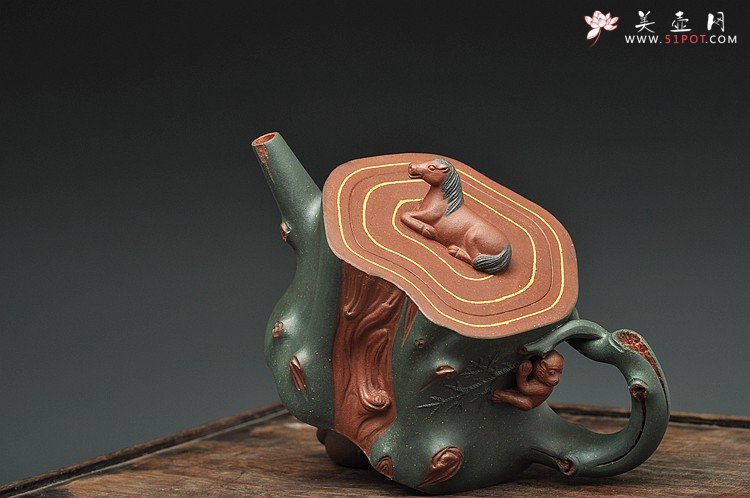 紫砂壶图片：恭贺新春 造型独特 构思巧妙  马上封侯 送礼自玩佳品~ - 宜兴紫砂壶网