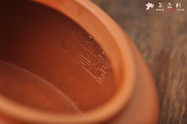 紫砂壶图片：端庄周正  静心之作  全手舍得井栏  - 宜兴紫砂壶网