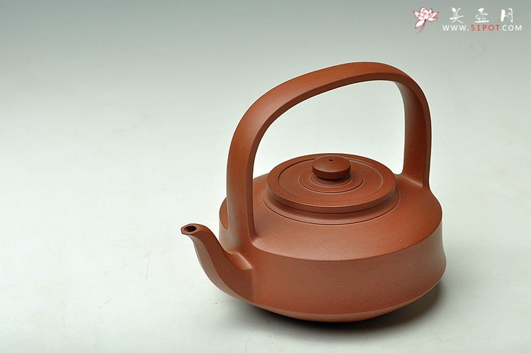 紫砂壶图片：曲峰秋冬新作 国宝器形之提璧 形神兼备 气韵流畅 老红皮龙仅此一件 - 宜兴紫砂壶网