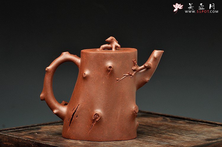 紫砂壶图片：单志萍最新力作 风韵十足 全手道洪梅桩 铁骨柔情 - 宜兴紫砂壶网