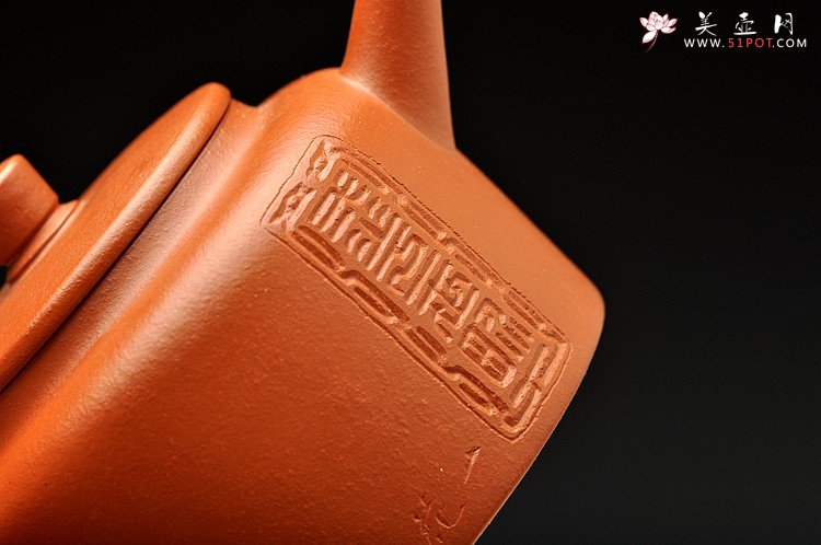 紫砂壶图片：今日方知心是佛~ 器形端庄周正 全手桑扁 一花一世界 - 宜兴紫砂壶网