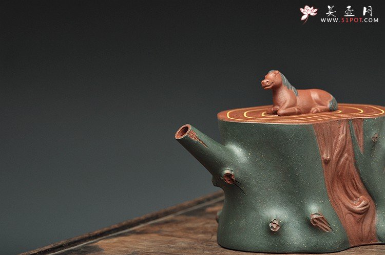 紫砂壶图片：恭贺新春 造型独特 构思巧妙  马上封侯 送礼自玩佳品~ - 宜兴紫砂壶网