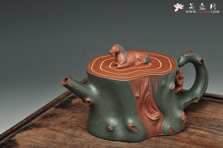 紫砂壶图片：恭贺新春 造型独特 构思巧妙  马上封侯 送礼自玩佳品~ - 宜兴紫砂壶网