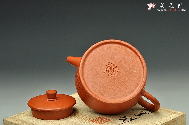 紫砂壶图片：今日方知心是佛~ 器形端庄周正 全手桑扁 一花一世界 - 宜兴紫砂壶网