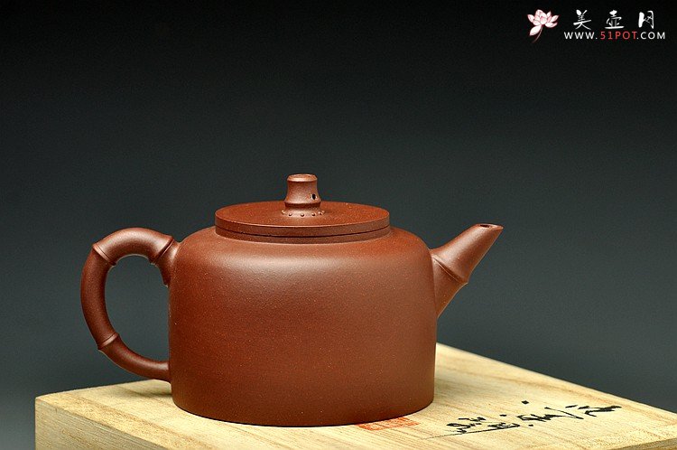 紫砂壶图片：清秀俊雅 简练大方 剑流清竹 - 宜兴紫砂壶网