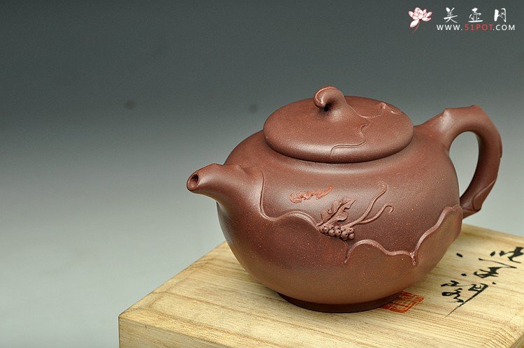 紫砂壶图片：福音多子 贴塑花器 吉祥寓意 - 宜兴紫砂壶网