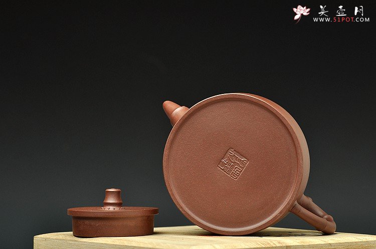 紫砂壶图片：清秀俊雅 简练大方 剑流清竹 - 宜兴紫砂壶网