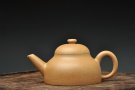 紫砂壶图片：美壶特惠 茶人最爱 实用巨轮系列之段泥小壶之一 - 宜兴紫砂壶网