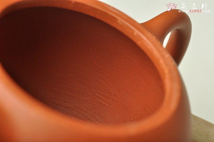 紫砂壶图片：造型周正 端庄大方 全手红泥大西施 - 宜兴紫砂壶网