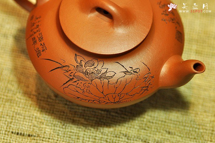 紫砂壶图片：文气佳作 线条优美 富有逸趣 值得雅藏 红泥合欢 - 宜兴紫砂壶网