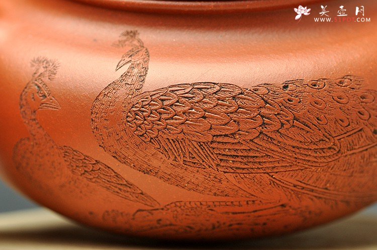 紫砂壶图片：谭华斌近作 传统实用 全手凤凰仿古 细刻入丝 - 宜兴紫砂壶网