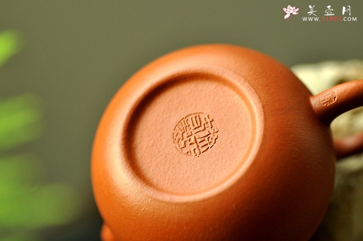 紫砂壶图片：秋冬款o(∩_∩)o 一手迷你壶 优质朱泥 娇小西施 - 宜兴紫砂壶网