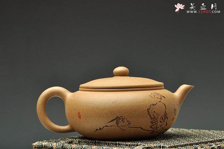 紫砂壶图片：秀丽文气 型制素雅端庄 大口实用 全手福壶 - 宜兴紫砂壶网