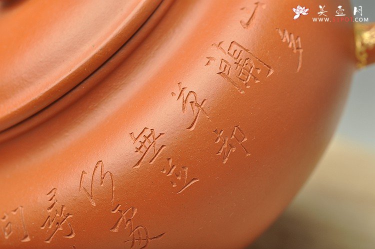 紫砂壶图片：山多兰草却无芝，何处寻来问画师  朱泥仿古 - 宜兴紫砂壶网