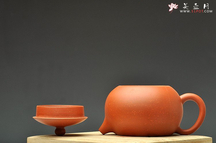 紫砂壶图片：造型周正 端庄大方 全手红泥大西施 - 宜兴紫砂壶网