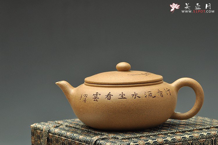紫砂壶图片：秀丽文气 型制素雅端庄 大口实用 全手福壶 - 宜兴紫砂壶网