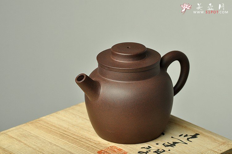 紫砂壶图片：美壶特惠 茶人最爱 实用 摹古系列之巨轮 - 宜兴紫砂壶网