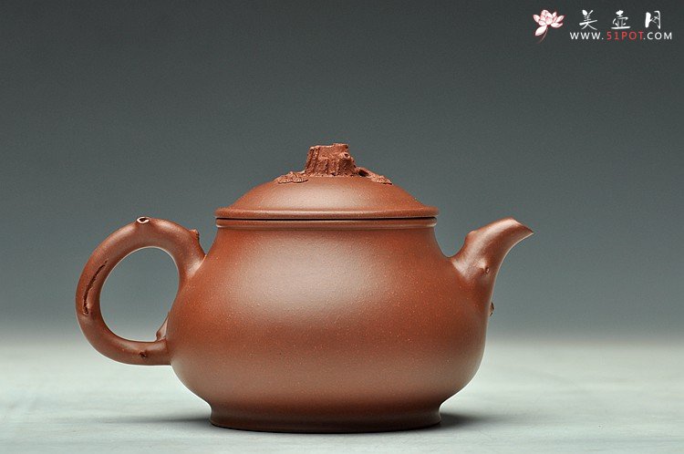 紫砂壶图片：传统实用 寓意吉祥 松梅常青之潘韵 - 宜兴紫砂壶网