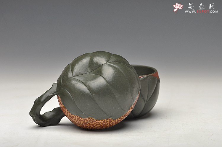 紫砂壶图片：甜蜜的回忆~技巧精妙 荔枝套壶 孙伟强张新亚合作  - 宜兴紫砂壶网