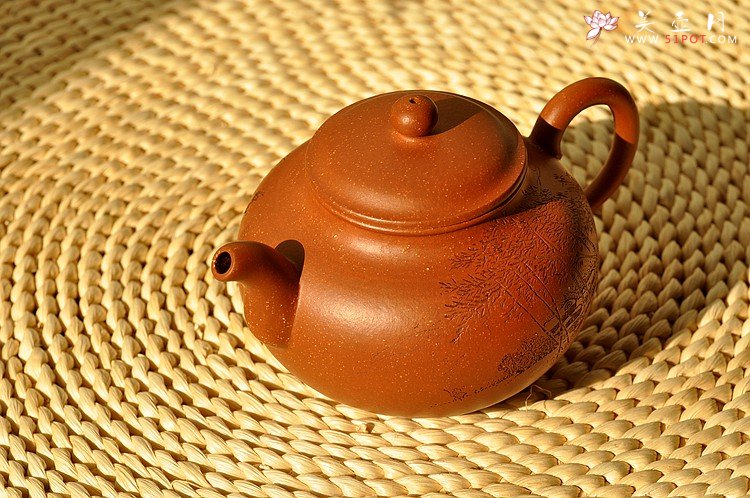 紫砂壶图片：饱满圆润 优质降坡泥 全手灵丰 遥想兰亭下清风满竹林 - 宜兴紫砂壶网