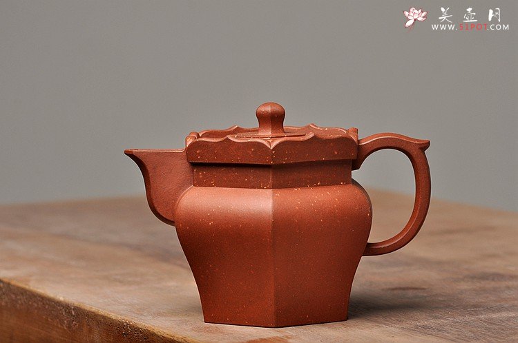 紫砂壶图片：精品重器 许浒经典作品 全手工镶片僧帽 顾风遗韵 - 宜兴紫砂壶网