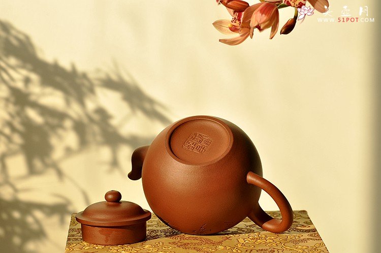 紫砂壶图片：周路健新品 形态到位 气韵不凡 陆逸舟装饰 全手恒圆 - 宜兴紫砂壶网