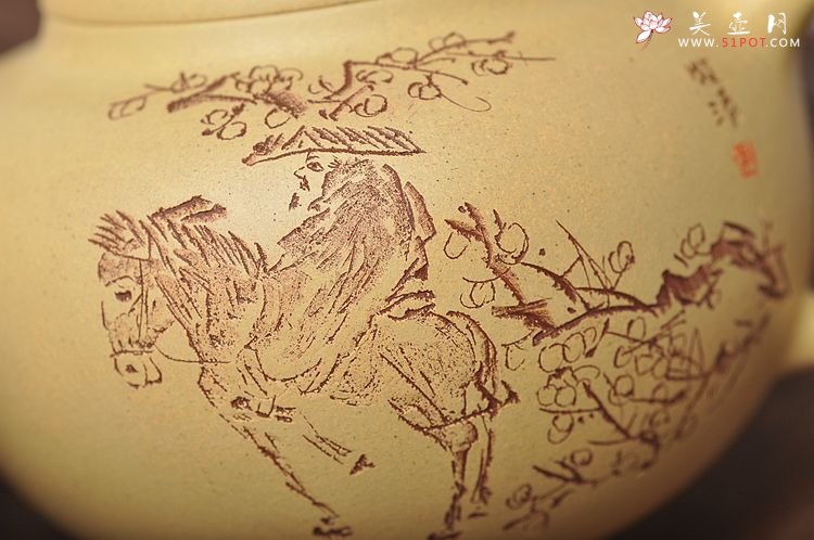 紫砂壶图片：此壶小巧文气 圆润饱满 实用有趣 本山绿圆珠 - 宜兴紫砂壶网